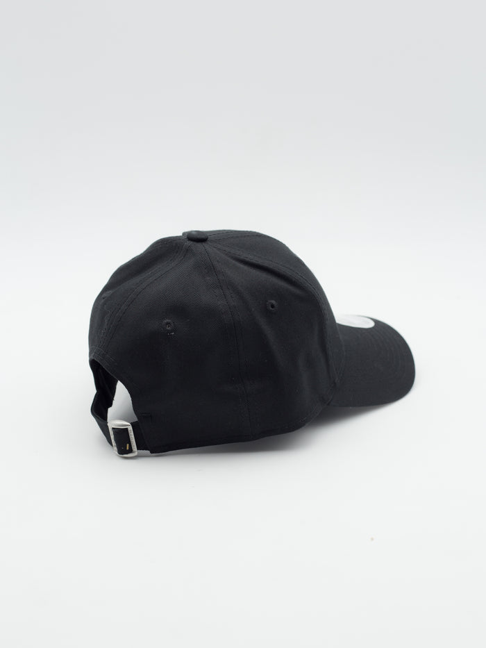 9FORTY Essential New York Yankees Black/White wmns