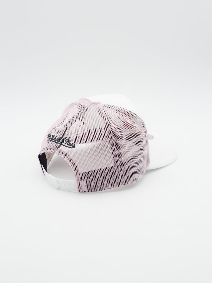 Much Love Vancouver Grizzlies Trucker White/Pink