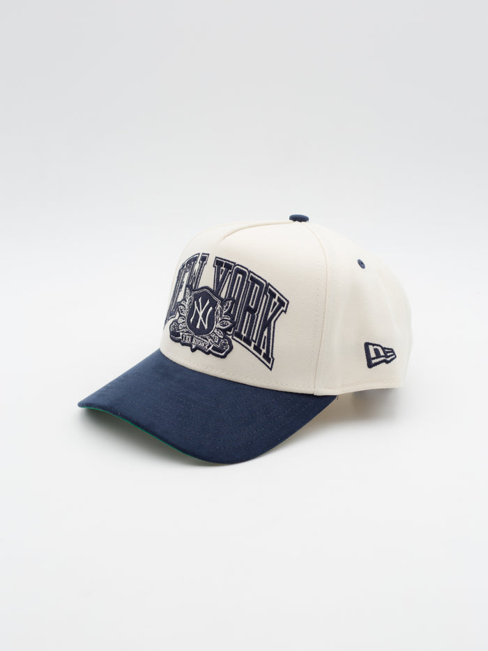 9FORTY E-Frame Wordmark Suede New York Yankees Beige/Navy