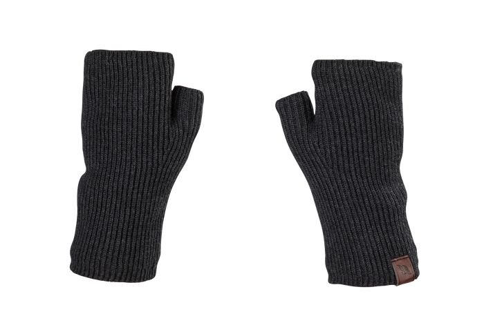 Back on Track Ash knitted wrist gaiters with infrared tech for warmth, joint support, and everyday comfort
