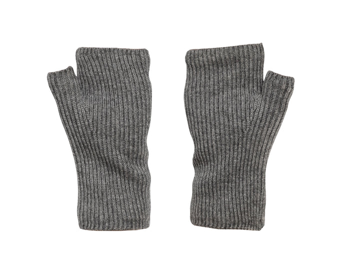 Back on Track Ash knitted wrist gaiters with infrared tech for warmth, joint support, and everyday comfort