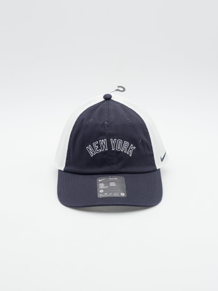 Club Cap Script New York Yankees Trucker Navy