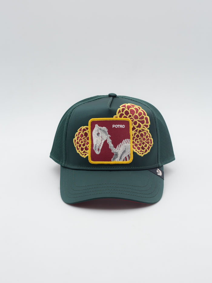 Día de Potro Trucker Green