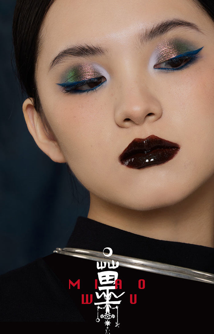 Girlcult Miao Witch Collection 8-Color Chameleon Eyeshadow Palette T4190