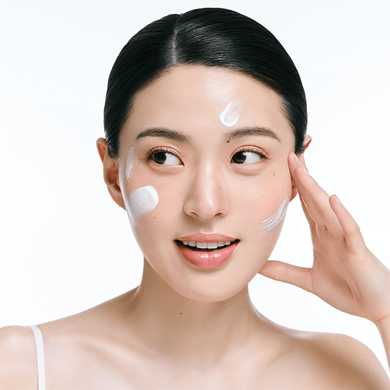 [Jumiso] Hyaluronic Acid Water-Plumping Sun Serum SPF 50+ PA++++ 40ml - Ballagrio