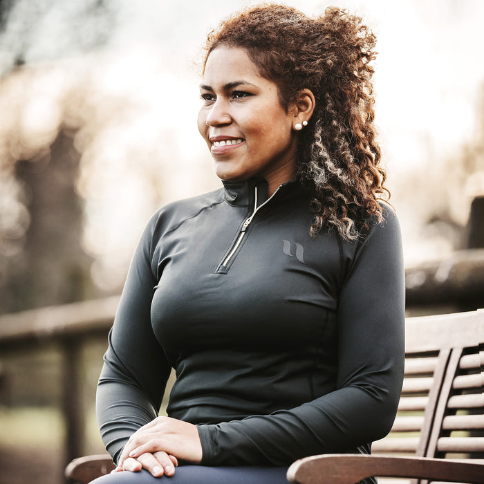 Back on Track Leia P4G women's long sleeve top with sleek fit, breathable fabric, and infrared technology support