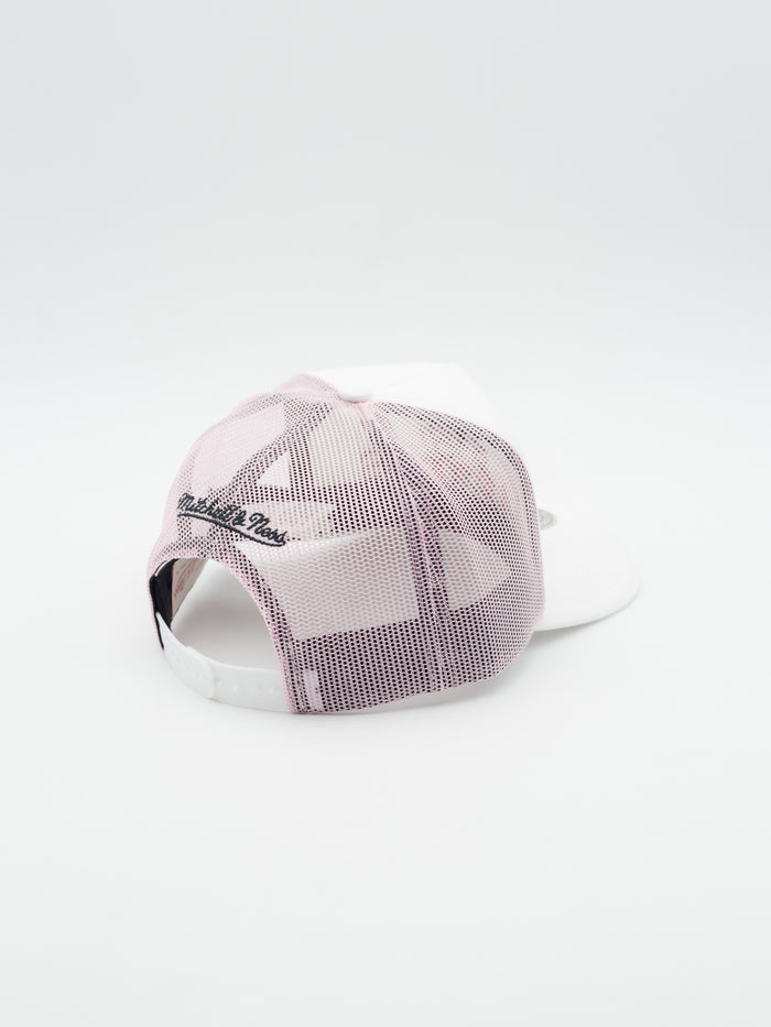 Much Love Toronto Raptors Trucker White/Pink
