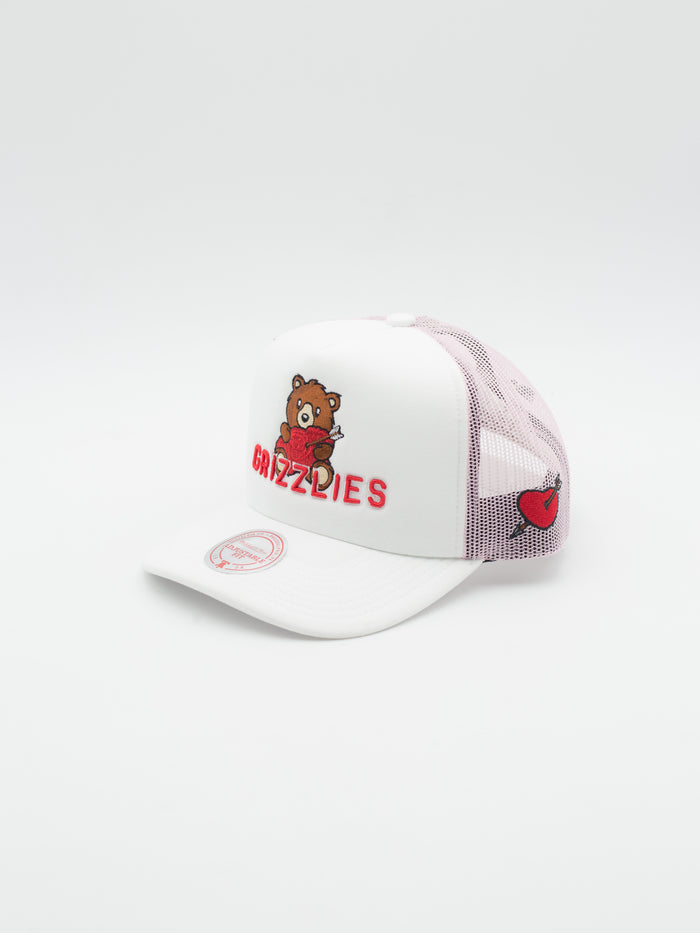 Much Love Vancouver Grizzlies Trucker White/Pink