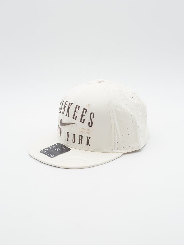 Pro Cap Aerobill New York Yankees Natural