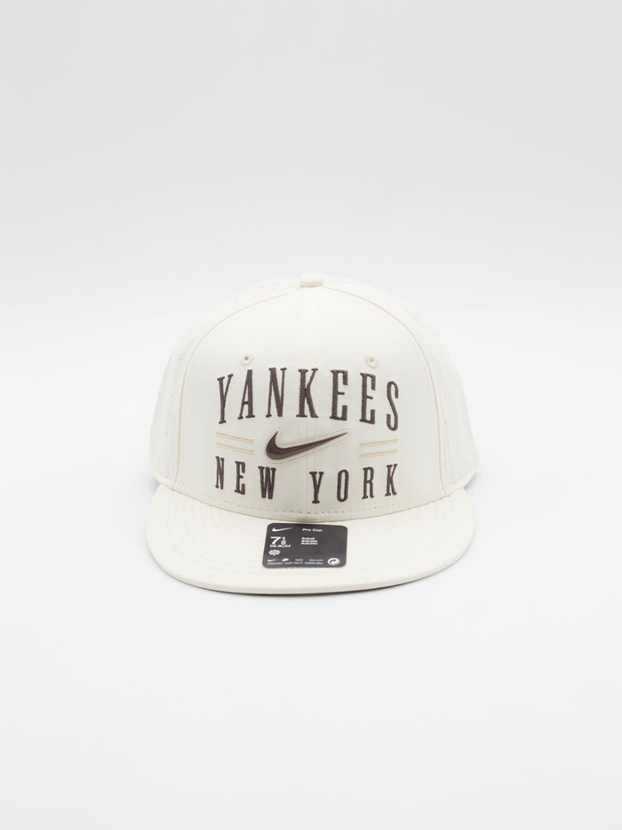 Pro Cap Aerobill New York Yankees Natural