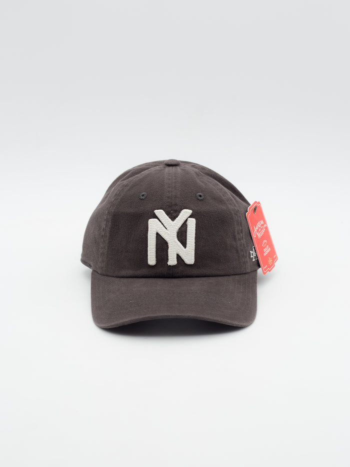 Sinclair Yosemite National Trucker