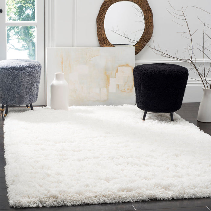 Tapis blanc Hermina White Area Rug 4x6
