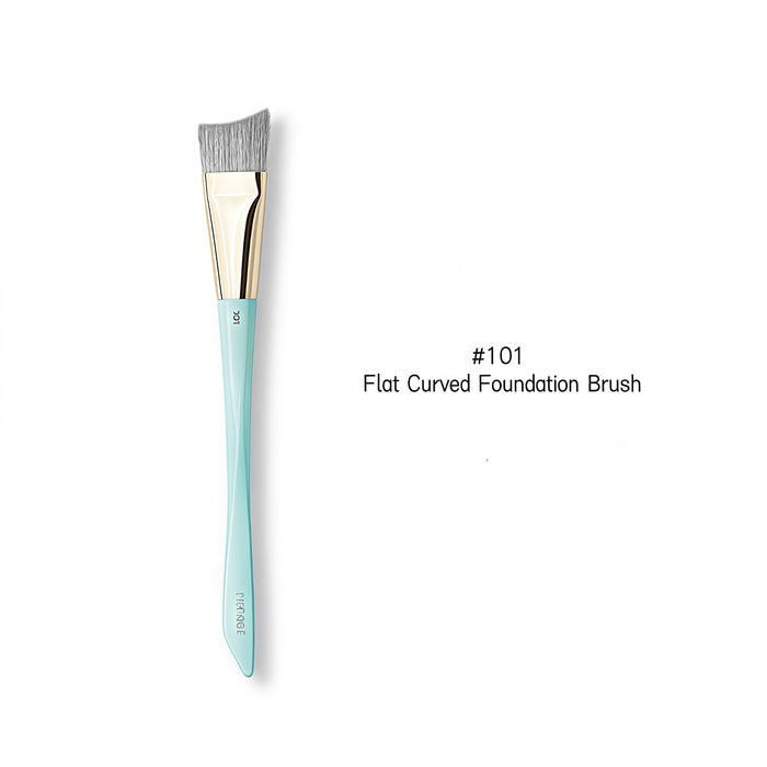 #101 Flat Curved Foundation Brush